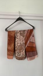 3 Vintage/retro zgan Hoofddoek Sjaals Per stuk bieden, Kleding | Dames, Mutsen, Sjaals en Handschoenen, Retro Vintage  design
