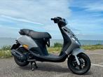Piaggio Zip | Nardo Grey | 45KMH | 936KM, Ophalen, Maximaal 45 km/u, Zip, Zo goed als nieuw