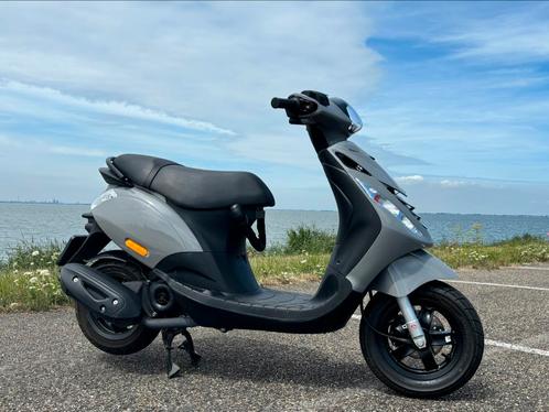 Piaggio Zip | Nardo Grey | 45KMH | 936KM, Fietsen en Brommers, Scooters | Piaggio, Zo goed als nieuw, Zip, Maximaal 45 km/u, Ophalen