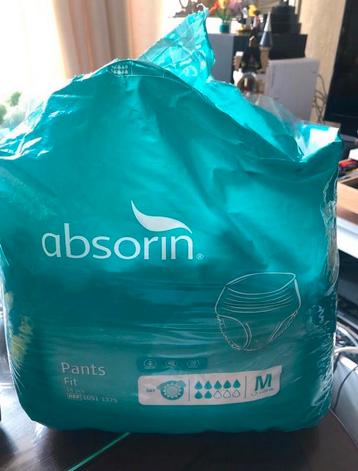 12 ongebruikte incontinentiebroekjes luiers beschikbaar voor biedingen