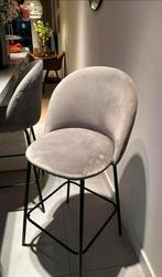 2 leuke grijze barkrukken, Huis en Inrichting, 2 krukken, Ophalen, Zo goed als nieuw, 60 tot 90 cm