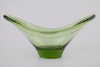 Design schaal van groen glas, 1960's, Erickson?, Flygsfors?, Antiek en Kunst, Ophalen of Verzenden