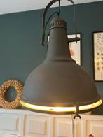 Stoere donkerbruine industriele landelijke hanglamp, Huis en Inrichting, 50 tot 75 cm, Ophalen of Verzenden, Zo goed als nieuw