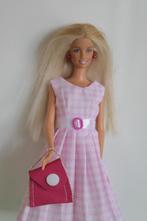 Barbie kleding / kleertjes 31: roze geruite jurk, leren tas, Ophalen of Verzenden, Nieuw, Barbie