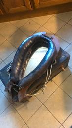 Oude spiegel gemaakt van hoofdstel., Ophalen, Ovaal, Minder dan 50 cm, Minder dan 100 cm