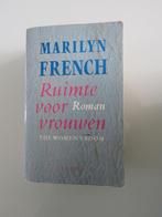 Boek - Ruimte voor vrouwen - Marilyn French, Gelezen, Ophalen of Verzenden, Marilyn French, Nederland