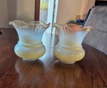 Vintage art deco parelmoer ivoor / citroen glazen lampenkap beschikbaar voor biedingen