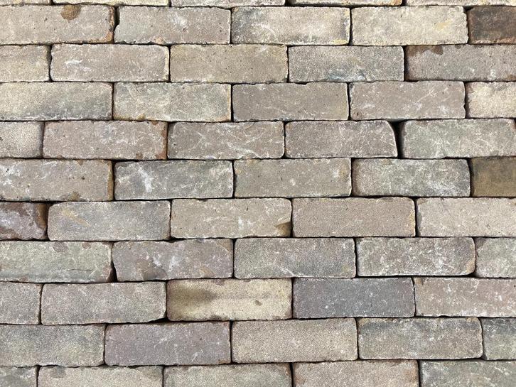 Partij oude gebakken klinkers, Dikformaat, geel-brons, V105, Tuin en Terras, Tegels en Klinkers, Gebruikt, Klinkers, Keramiek