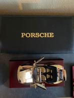 Porsche 911 993 carrera cabrio van Maisto 22k verguld, Hobby en Vrije tijd, Modelauto's | 1:43, Ophalen of Verzenden, Nieuw, Auto