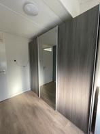 Kledingkast schuifdeuren met spiegel -240cm breed, Ophalen, Zo goed als nieuw, 50 tot 75 cm, 200 cm of meer