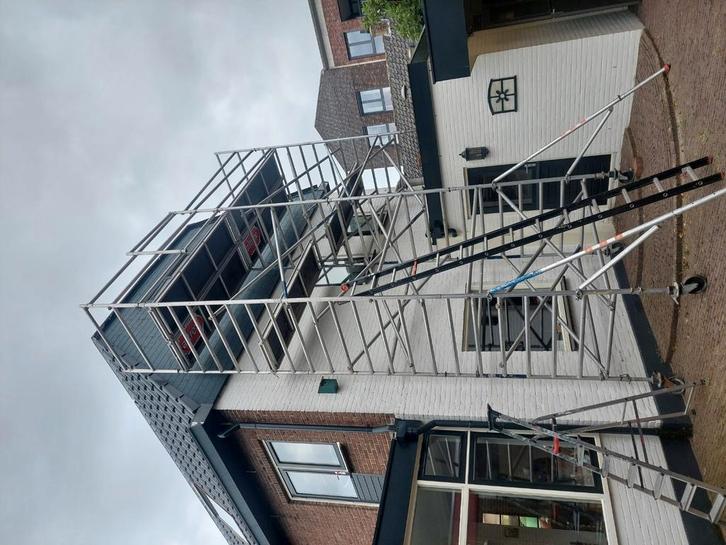 altrex rolsteiger., Doe-het-zelf en Verbouw, Steigers, Gebruikt, Rolsteiger of Kamersteiger, 5 meter of hoger, Ophalen