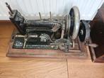 Naaimachine oud, Antiek en Kunst, Antiek | Naaimachines, Ophalen
