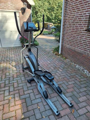 Crosstrainer - Prima Staat! beschikbaar voor biedingen