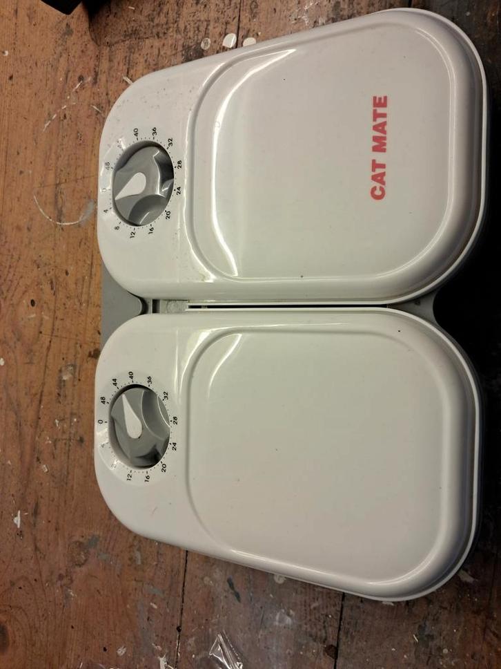 Voerautomaat met timer, Dieren en Toebehoren, Kattenvoerbakken en Drinkbakken, Ophalen