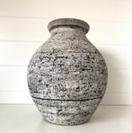 Brocante Stenen Vaas stoer en sober, Huis en Inrichting, Woonaccessoires | Vazen, Steen, Overige kleuren, 50 tot 75 cm, Ophalen of Verzenden