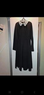 Zwarte Wednesday-look jurk, Kleding | Dames, Jurken, Maat 38/40 (M), Zwart, Ophalen of Verzenden, Knielengte