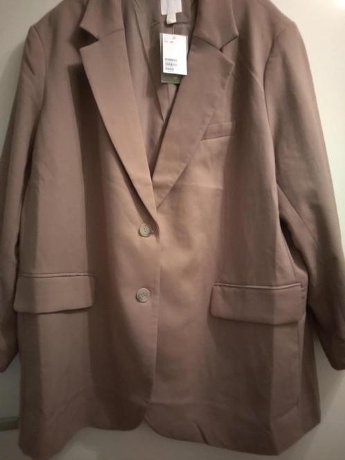 Nieuwe H&M blazer Taupe oversized maat XXL 48/50, Kleding | Dames, Jasjes, Kostuums en Pakken, Nieuw, Maat 46/48 (XL) of groter