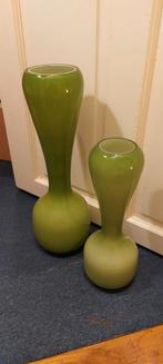 Design vazen groen 2×/glas, Huis en Inrichting, Woonaccessoires | Vazen, Ophalen of Verzenden, Minder dan 50 cm, Groen, Glas