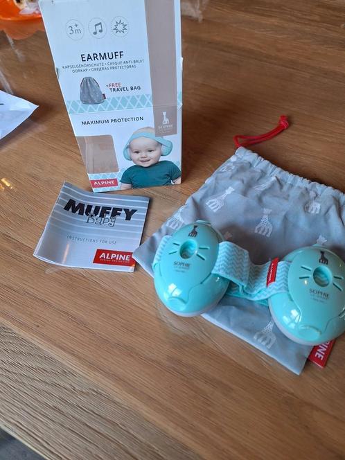 Gehoorbeschermers alpine muffy baby en sophie la giraffe, Kinderen en Baby's, Overige Kinderen en Baby's, Zo goed als nieuw, Ophalen of Verzenden