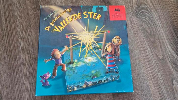 Spel: de geheimzinnige vallende ster, Hobby en Vrije tijd, Gezelschapsspellen | Bordspellen, Ophalen of Verzenden