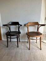 2 gave vintage Thonet caféstoelen, Antiek en Kunst, Antiek | Meubels | Stoelen en Banken, Ophalen