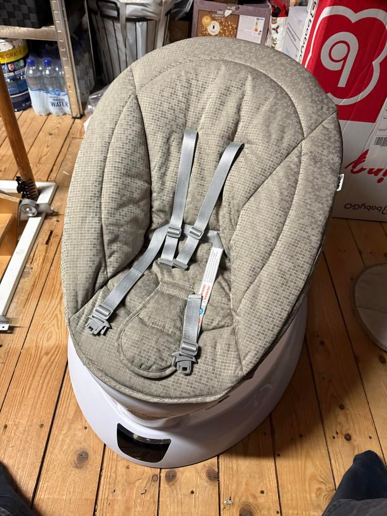 Wiegschommel Babygo  - Zo goed als nieuw!, Wipstoel, Ophalen, Overige merken, Met gordel(s) of riempje(s)