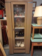 Vitrinekast in Nieuwstaat èn helemaal perfect, Huis en Inrichting, EU, Met deur(en), EU, 150 tot 200 cm
