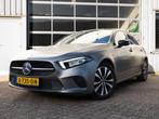 Mercedes-Benz A-Klasse 250e Business Solution Luxury Limited, Zwart, 4 cilinders, 1332 cc, Hatchback