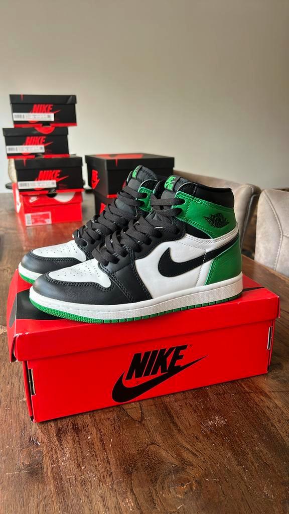 Nike Air Jordan 1 Lucky Green maat 37,5, Kleding | Dames, Schoenen, Zo goed als nieuw, Sneakers of Gympen, Groen, Ophalen of Verzenden