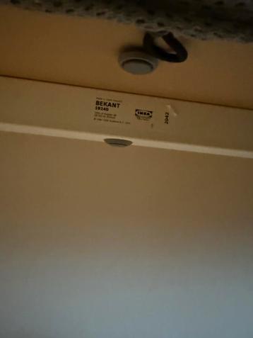 Zo goed als nieuwe bureau Bekant Ikea - afbeelding 5