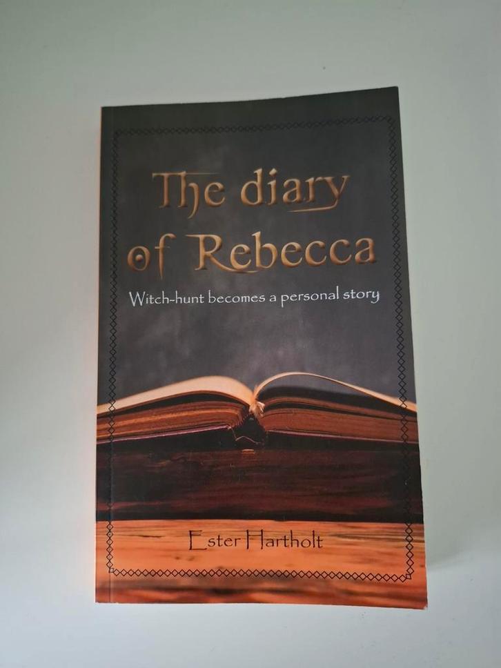 Ester Hartholt - The diary of Rebecca, Boeken, Kinderboeken | Jeugd | 13 jaar en ouder, Gelezen, Fictie, Ophalen of Verzenden