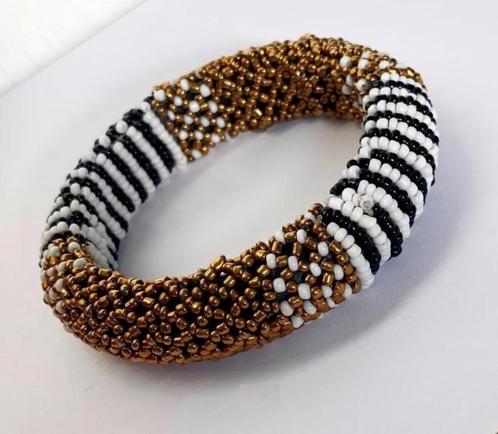 Prachtige Meerkleurige zaad kraal gehaakte armband, Sieraden, Tassen en Uiterlijk, Armbanden, Zo goed als nieuw, Verzenden