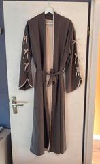 Abaya met strikjes, Kleding | Dames, Jumpsuits, Ophalen of Verzenden, Zo goed als nieuw, Zwart