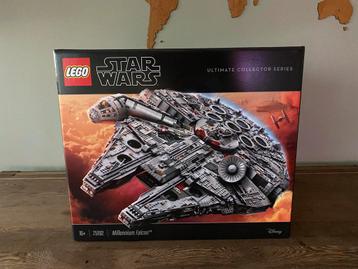 Nieuw in omdoos millennium falcon star wars nr 75192 beschikbaar voor biedingen