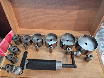 uurwerkmaker gereedschap verenwinder beschikbaar voor biedingen