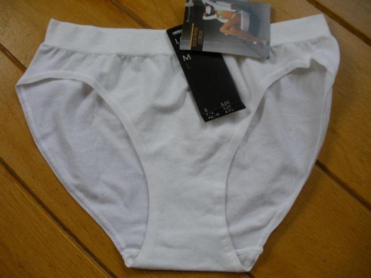 HEMA slip wit maat M - nieuw-, Kleding | Dames, Ondergoed en Lingerie, Slip, Wit, Ophalen of Verzenden