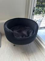 Nieuwe kattenmand en kattenhutje, Ophalen, Zo goed als nieuw