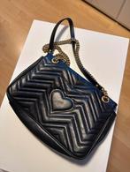 Elegante zwarte Gucci Marmont schoudertas, Ophalen of Verzenden, Zo goed als nieuw, Zwart, Schoudertasje