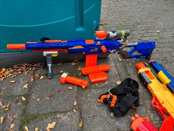 10x Nerf met kogels en extra’s beschikbaar voor biedingen