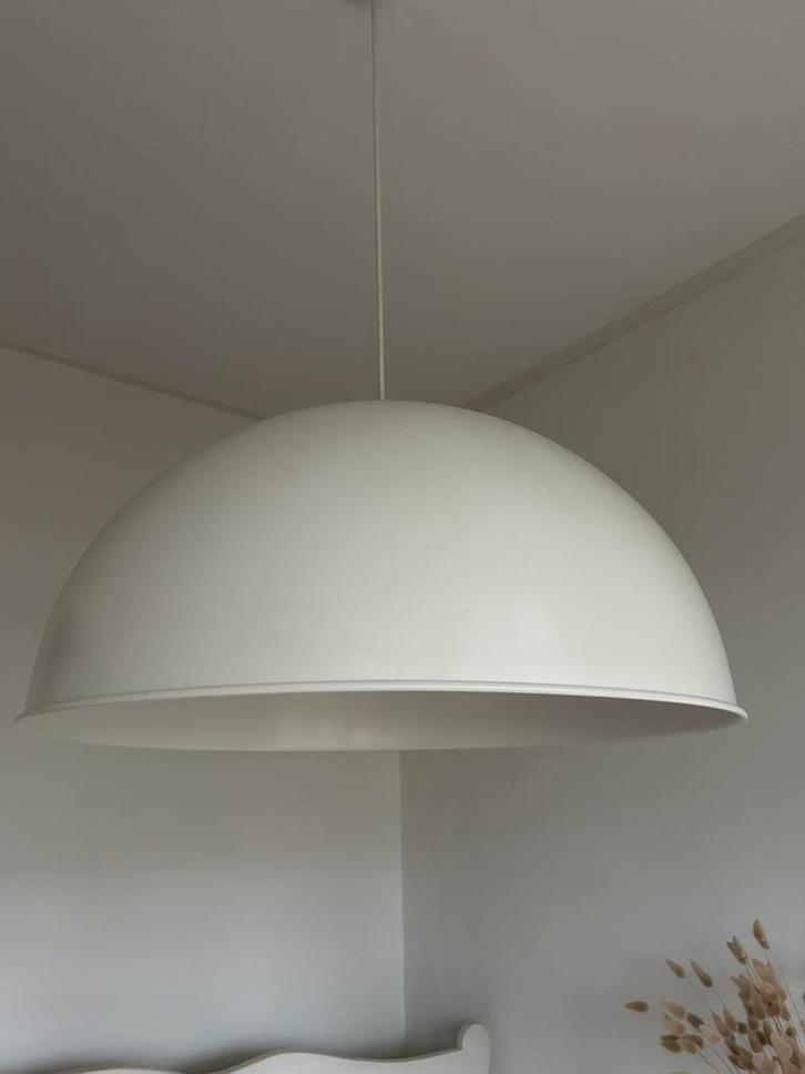 VT WONEN lamp Moon als nieuw, Huis en Inrichting, Lampen | Hanglampen, Zo goed als nieuw, 50 tot 75 cm, Ophalen
