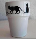 Melkbeker Zwarte Katten, Huis en Inrichting, Keuken | Servies, Ophalen of Verzenden, Zo goed als nieuw, Overige stijlen, Kop(pen) en/of Schotel(s)