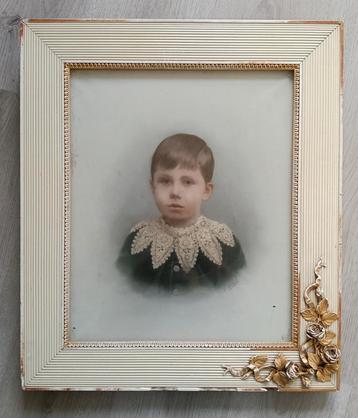 19e eeuw - Portret jongetje met kanten kraag  - V Morel beschikbaar voor biedingen