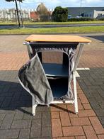 Campeer kast defa grey line in goede staat, Caravans en Kamperen, Kampeermeubelen, Ophalen of Verzenden, Zo goed als nieuw, Campingkast