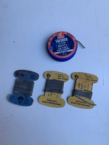 Vintage Soldeerdraad met Verpakking beschikbaar voor biedingen