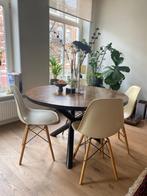 4x Eames-style eetkamerstoelen – crème – houten poten, Huis en Inrichting, Stoelen, Gebruikt, Wit, Vier, Ophalen
