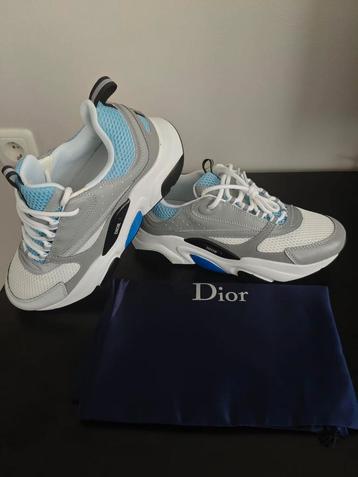 B22 schoenen Dior beschikbaar voor biedingen