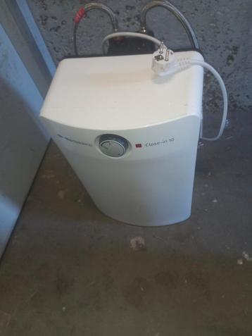 2x Itho Daalderop Close-in 10 Boiler - 10 Liter beschikbaar voor biedingen