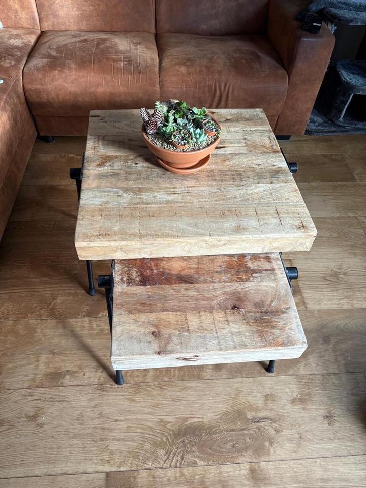 Mango houten salontafel set van twee, Huis en Inrichting, Tafels | Salontafels, Gebruikt, Minder dan 50 cm, 50 tot 100 cm, Vierkant