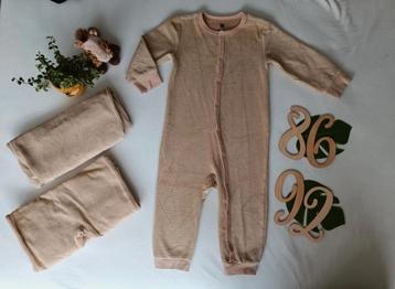 3x Hema pyjama/onesie maat 86/92 beschikbaar voor biedingen