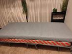 Opklapbed/ logeerbed met extra( nieuwe) matras, Ophalen, Eenpersoons, 190 cm of minder, Zo goed als nieuw